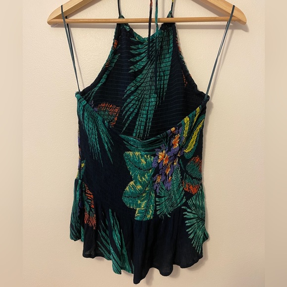 PATRONS OF PEACE Floral Nature Top - Picture 4 of 5